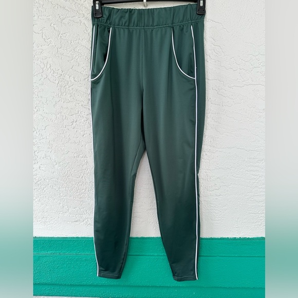 Gymshark Recess Joggers Green Pockets High Rise Small - Picture 2 of 10